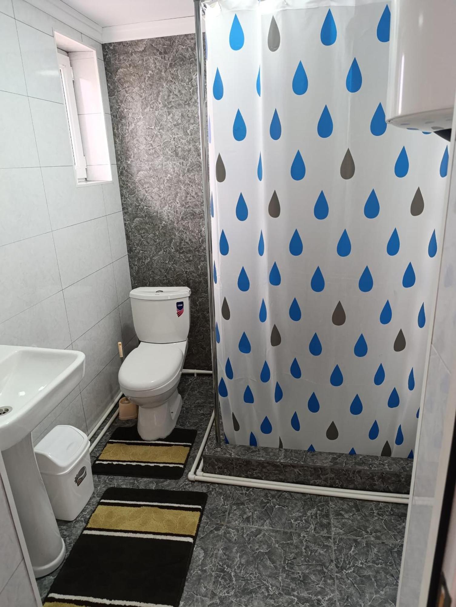 Center Guesthouse Kochkor Ngoại thất bức ảnh